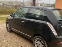Usado Lancia Ypsilon 69 HP (50 kW) 2011 Citadino