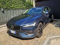 Usata Volvo V60 Plus 163 CV (119 kW) 2022 Blu/azzurro Station wagon