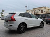 Usata Volvo XC60 Momentum 197 CV (144 kW) 2021 Bianco SUV