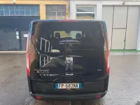 Usata Ford Tourneo Titanium 131 CV (96 kW) 2018 Nero Monovolume
