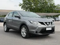 Gebraucht Nissan Qashqai Acenta 110 PS (80 kW) 2016 Grau SUV