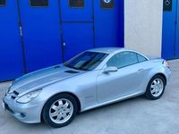 Usata Mercedes SLK200 163 CV (119 kW) 2005 Argento metallizzato Cabrio