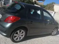 Usata Peugeot 207 90 CV (66 kW) 2007 Grigio Berlina