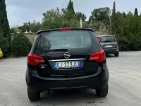 Usata Opel Meriva 90 CV (66 kW) 2011 Nero Monovolume
