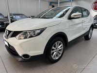 Usata Nissan Qashqai Acenta 131 CV (96 kW) 2015 Bianco SUV