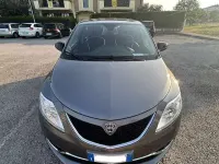 Usata Lancia Ypsilon Silver 95 CV (69 kW) 2016 Grigio Utilitaria