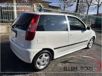 Usata Fiat Punto 133 CV (97 kW) 1995 Bianco Berlina