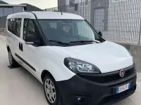 Usata Fiat Doblò Lounge 120 CV (88 kW) 2021 Other Monovolume