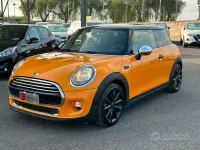 Usata Mini Cooper 136 CV (100 kW) 2015 Arancione Utilitaria