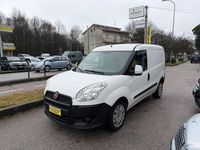 Usata Fiat Doblò 90 CV (66 kW) 2011 Bianco Monovolume