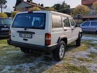 Usata Jeep Cherokee Sport 116 CV (85 kW) 1999 Bianco SUV