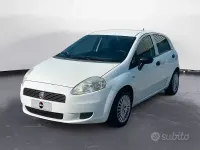 Usata Fiat Grande Punto Active 65 CV (47 kW) 2008 Bianco Utilitaria