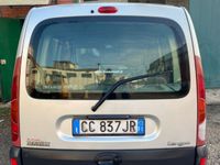 Usata Renault Kangoo 75 CV (55 kW) 2002 Grigio Monovolume