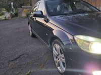 Usata Mercedes C220 Avantgarde 170 CV (125 kW) 2008 Blu/azzurro Berlina