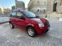 Usata Fiat Panda 4x4 69 CV (50 kW) 2010 Rosso Utilitaria