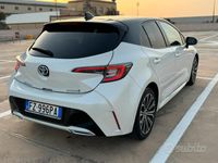 usata Toyota Corolla Hybrid 2.0