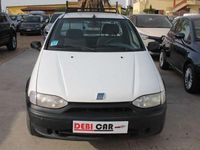 Usata Fiat Strada 80 CV (58 kW) 2002 Bianco pastello Pick-up