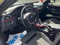 Usata BMW 320 Sport Line 184 CV (135 kW) 2013 Grigio Station wagon