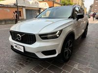 Usata Volvo XC40 R-Design 150 CV (110 kW) 2020 Bianco SUV