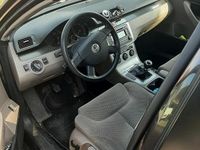 Usata VW Passat 2005 Marrone Berlina