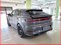 Nuova Porsche Cayenne 470 CV (345 kW) 2026 Grigio SUV