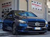 Usata Mercedes B180 Business 116 CV (85 kW) 2022 Blu/azzurro Utilitaria