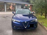 Usata Alfa Romeo Stelvio Executive 180 CV (132 kW) 2017 Blu/azzurro SUV
