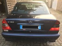 Usata Mercedes C180 Classic 122 CV (89 kW) 1999 Blu/azzurro Berlina