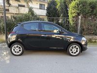Usata Lancia Ypsilon Gold 69 CV (50 kW) 2016 Utilitaria