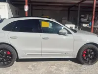 Usata Porsche Macan 441 CV (324 kW) 2023 Grigio SUV