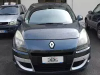 Usata Renault Scénic III Luxe 110 CV (80 kW) 2010 Nero Monovolume