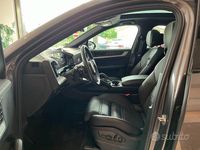 Usata Porsche Cayenne 470 CV (345 kW) 2024 Grigio SUV