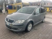 Usata VW Touran 101 CV (74 kW) 2009 Grigio Monovolume