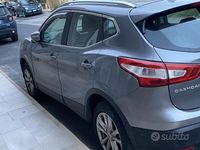 Usata Nissan Qashqai 130 CV (95 kW) 2014 Grigio SUV