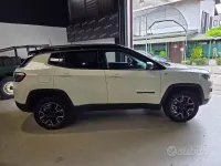 Usata Jeep Compass Trailhawk 170 CV (125 kW) 2019 Bianco SUV