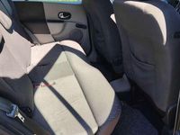 Usata Renault Modus Dynamique 65 CV (47 kW) 2004 Grigio Monovolume