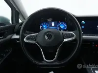 Usata VW Golf VIII Life 116 CV (85 kW) 2021 Argento Station wagon