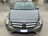 Usata Mercedes B200 Premium 156 CV (114 kW) 2012 Grigio Utilitaria