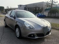 Usata Alfa Romeo Giulietta 170 CV (125 kW) 2013 Grigio Berlina