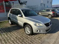 Usata VW Tiguan 140 CV (102 kW) 2008 Grigio SUV