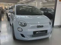 Usata Fiat 500e Icon 42 kW (58 CV) 2020 Blu/azzurro Utilitaria