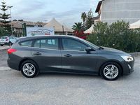 Usata Ford Focus 120 CV (88 kW) 2019 Grigio Station wagon