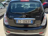 Usata Lancia Ypsilon 75 CV (55 kW) 2011 Nero Utilitaria