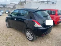 Usata Lancia Ypsilon Platinum 69 CV (50 kW) 2017 Nero Utilitaria