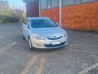 Usata Opel Astra Cosmo 110 CV (80 kW) 2013 Grigio Station wagon