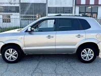 Usata Hyundai Tucson Active 141 CV (103 kW) 2009 Argento SUV