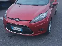 Usata Ford Fiesta 82 CV (60 kW) 2009 Rosso Berlina