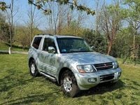 Usata Mitsubishi Pajero 160 CV (117 kW) 2002 Grigio SUV