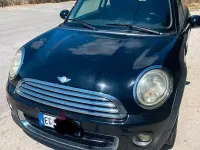 Usata Mini ONE 90 CV (66 kW) 2011 Nero Utilitaria