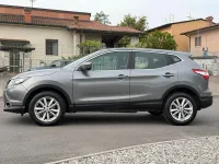 Gebraucht Nissan Qashqai Acenta 110 PS (80 kW) 2016 Grau SUV